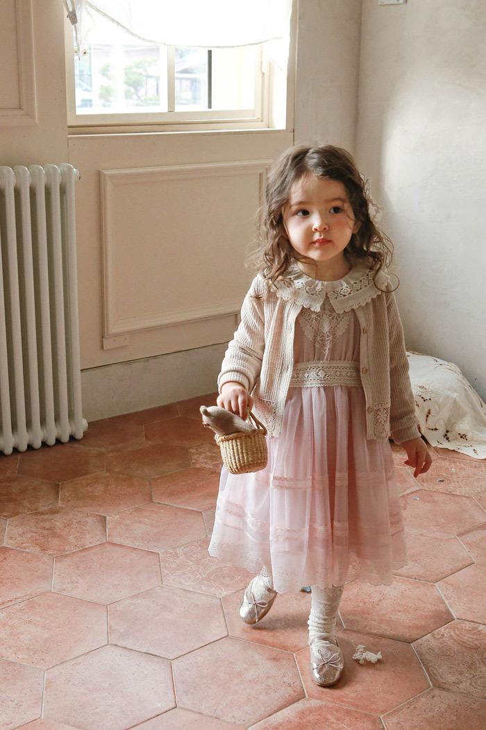 Product Introduction of Korean style girls' baby and infant lace air conditioning shirt ins casual sun protection clothing cardigan coat all-matching cardigan 11