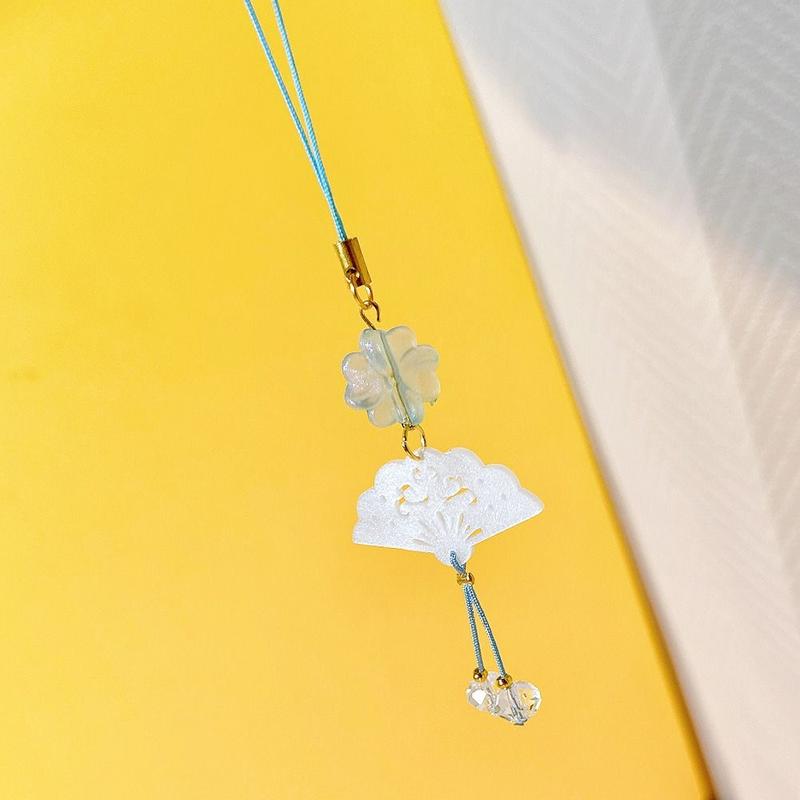 Product Introduction of Bag Pendant Chinese Style Phone Pendant Four Leaf Clover Retro Mobile Phone Chain Beaded Lanyard Mobile Phone Strap Phone Decoration 14