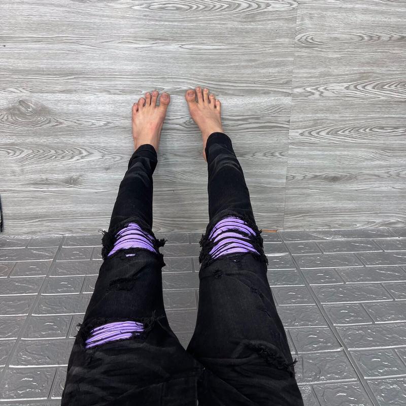   Ảnh Tự Chụp Quần Jean Vá Da Tím 4 Cúc NO 2026666 Ôm Gọn Loại 1 