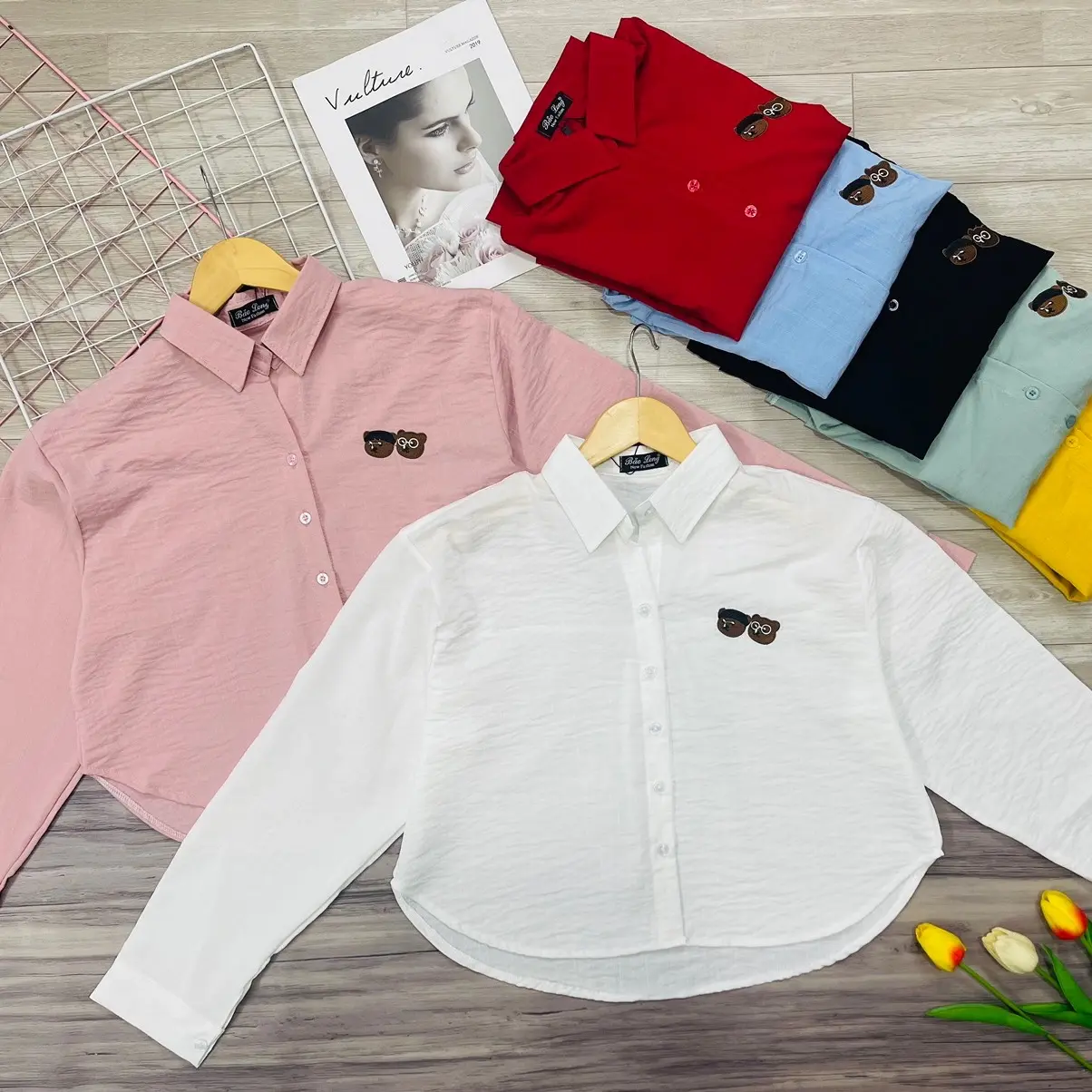 Sơ mi croptop thêu gấu đôi  dễ thương