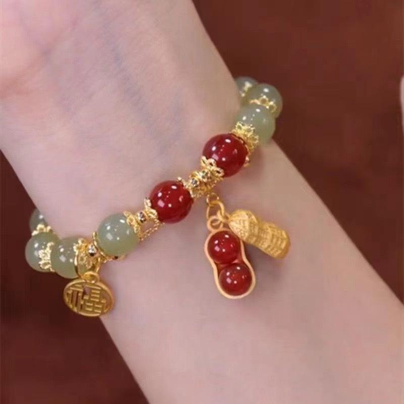 Product Introduction of TikTok Anti-Cat's Eye Crystal Women's Niche Design Bracelet DIY Stone Sunlight Gold Sand High-Quality Exquisite Fortune Pendant 5