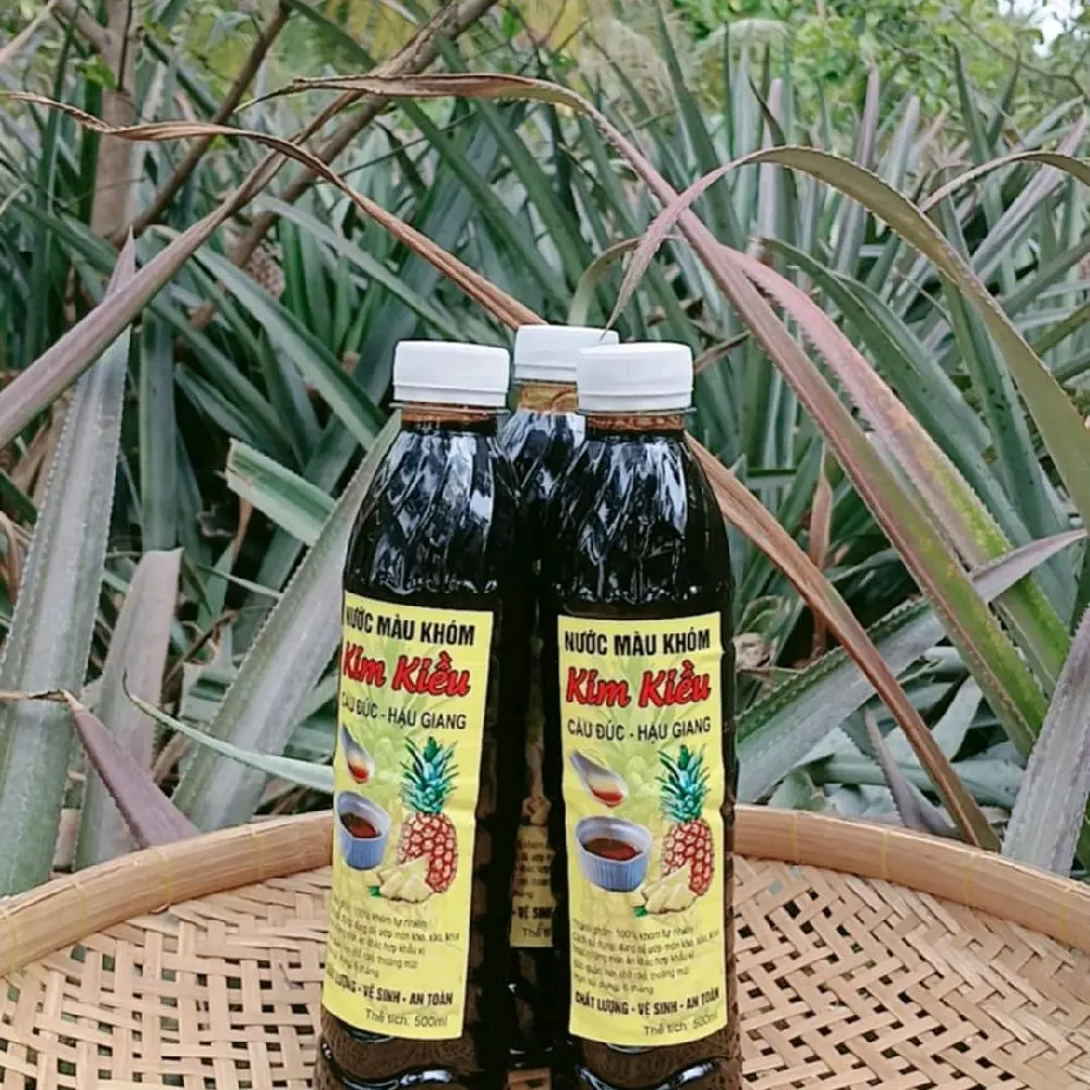 (Chai 500ml) Nước màu khóm thủ công truyền thống ( khóm cầu Đúc đặc sản Hậu Giang)