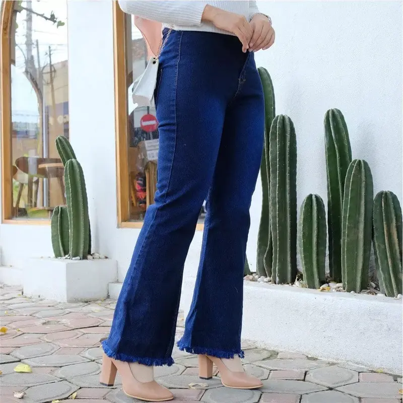 CELANA JEANS HIGHWAIST CUTBRAY RAWIS WANITA Denim Melar 3