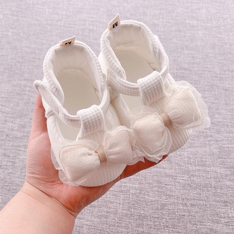 Product Introduction of Giầy công chúa chống trượt đế mềm và chắc cho bé từ 0-1 tuổi 2