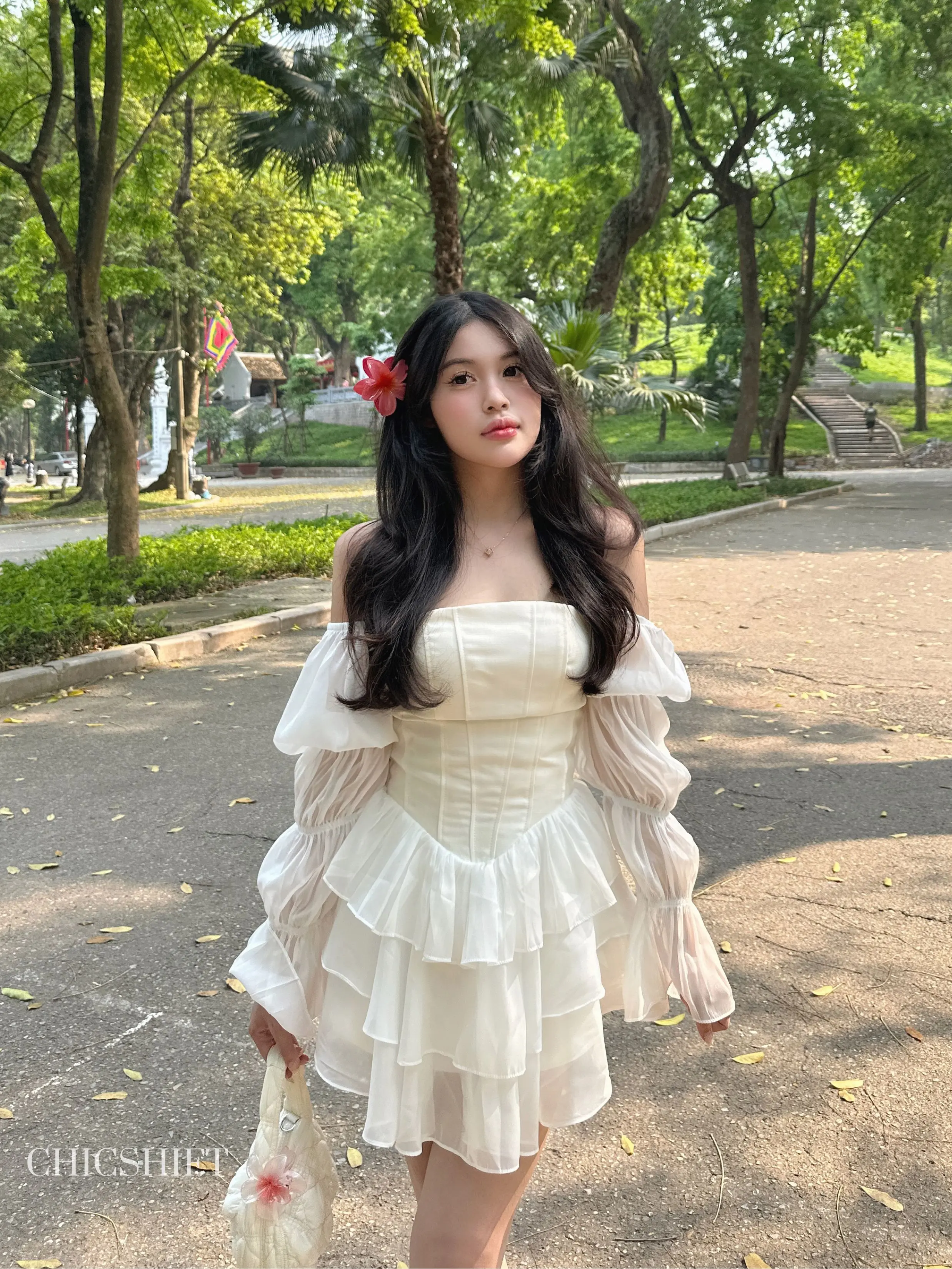 Chicshift Design - Váy trễ vai tay bồng dáng corset cúp ngực tà voan bay bổng