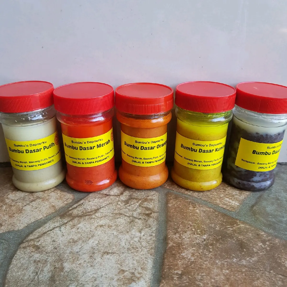 Dasar Putih / Merah / Kuning / Orange / Hitam Khas Bumbu'e Dapoerku