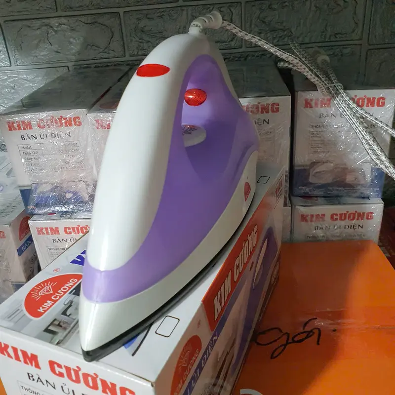 Bàn Ủi Khô Kim Cương KC-T607, Công Suất 1200W, Bàn Là Tiện Dụng và Bền Bỉ 2