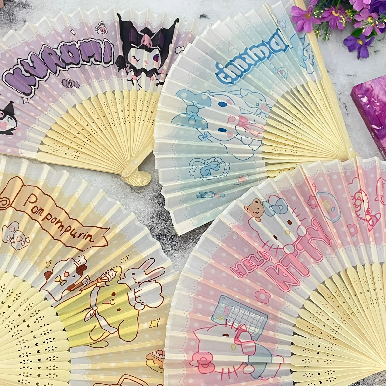 Kipas Tangan Bisa di Lipat Multifungsi Sanrio - portable fan saku mini motif kartun untuk travelling jalan