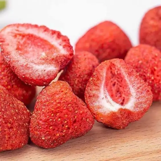 (tặng 50g sc khô) 200g Dâu Tây Sấy Khô Giòn Thăng Hoa - Ăn Vặt Hai Lâm - Ăn Vặt Đà Lạt Ngon Miệng Chua Ngọt Dễ Ăn,Snack Thực Phẩm Ăn Liền Food Thức Ăn trai cay say kho - Xmas - Tết 7