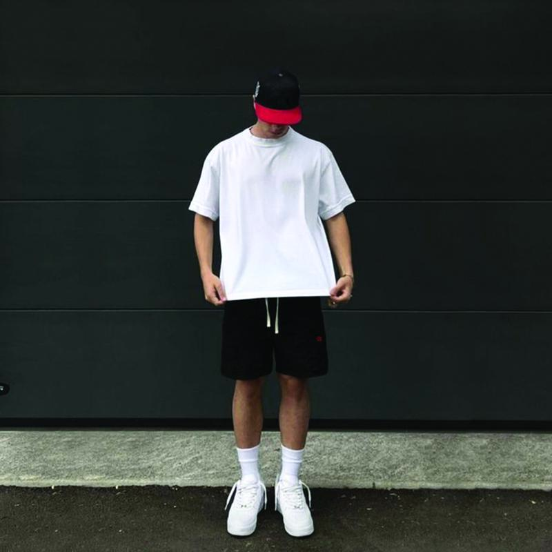 Product Introduction of BOXY TEE 3 COLORS VER2-Áo Thun Trơn Form Boxy Cubis Label Menswear Cổ Tròn aothun basic 2