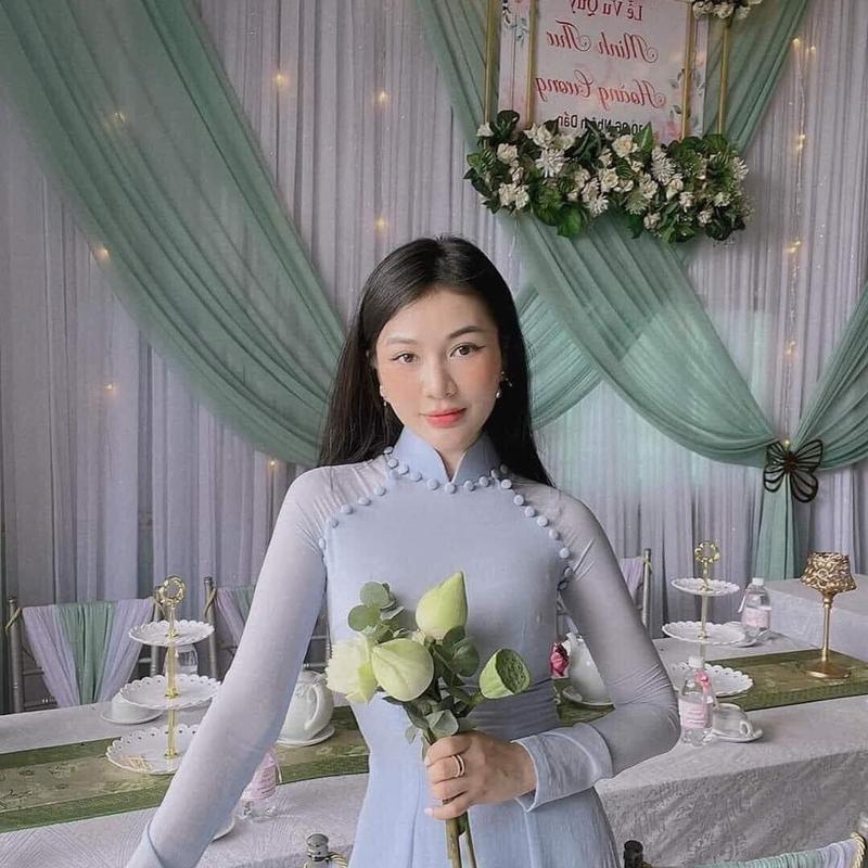 Áo dài truyền thống 4 tà thiết kế Đính cúc _ ANNA 4