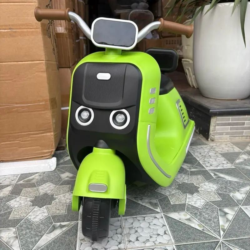 XE VESPA LOẠI TO , LOẠI MỚI NHẤT 2025 CHO BÉ , CÓ LOA BLUTOOTH ,