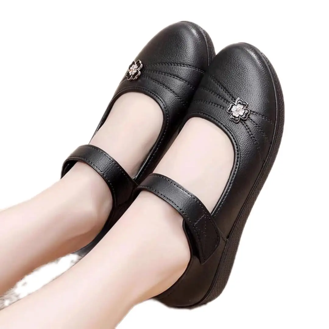 Giày Nhựa Quai Hậu Nữ Cao Su Chống Trơn Trượt Mềm Êm Chân Kích Thước 36-40 - Thiết Kế Đơn Giản Thời Trang