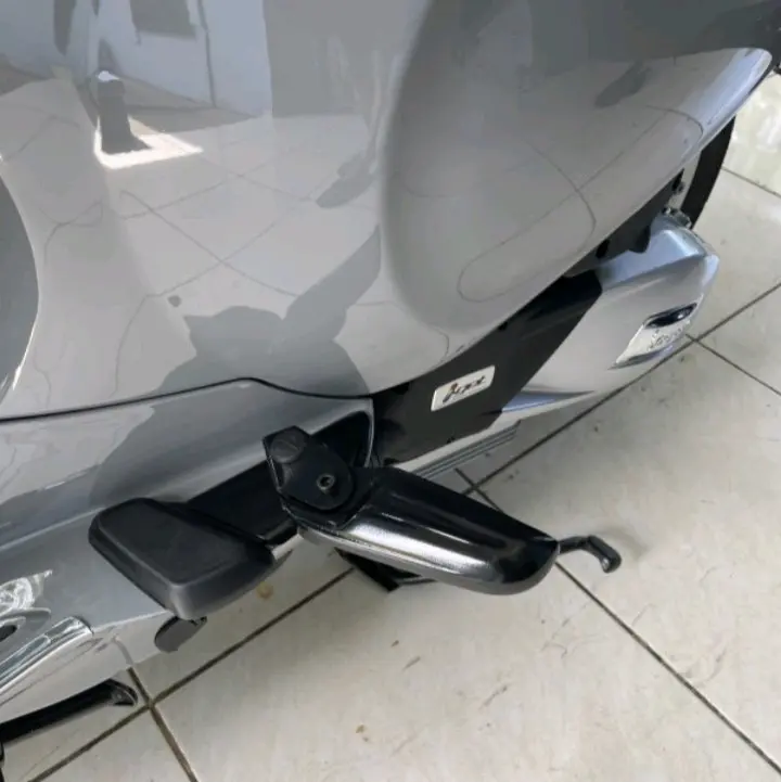 FootRest FootStep Vespa LX S Primavera & Sprint Aksesoris 3