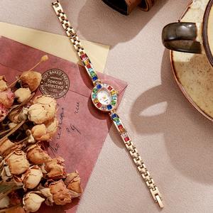 Jam Tangan Wanita, Gaya Gelang, Fesyen, Pelangi Kecerunan, Mewah Mampu Milik, Jam Tangan Gelang Bujur, Niche Unik, Elegan, Sesuai untuk Pakaian Kasual dan Perniagaan, Jam Tangan Wanita, Baharu pada 2025
