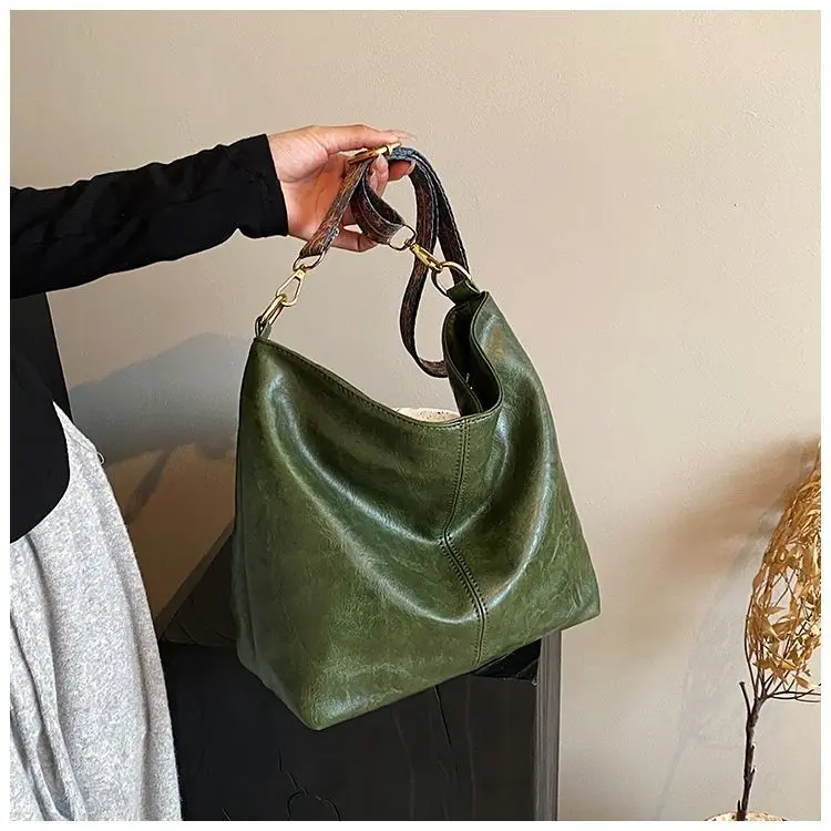 Broadband Bag 2025 Ethnic Style New Retro High-Quality Fashion Tote Large Capacity Bucket Commuter Shoulder Bag