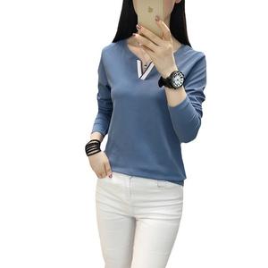 เสื้อยืดแขนยาวสำหรับผู้หญิง ฤดูใบไม้ร่วงและฤดูหนาว มาใหม่ ทรงหลวม คอวี แฟชั่นเกาหลี สีพื้น เสื้อฐาน พลัสไซส์ เสื้ออินเทรนด์