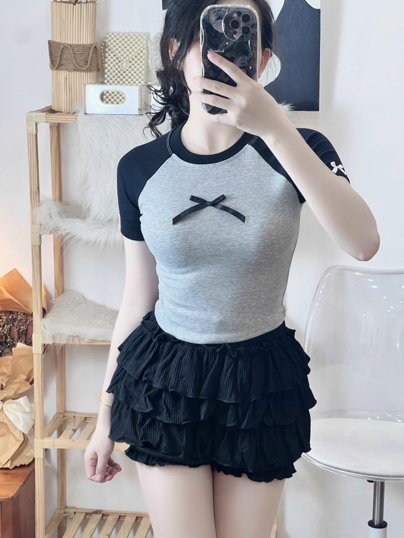 Product Introduction of Áo Thun Croptop Borip Nữ Form Basic Cổ Tròn Tay Ngắn Raglan Phối 2 Màu Đính Nơ Women Sen 16