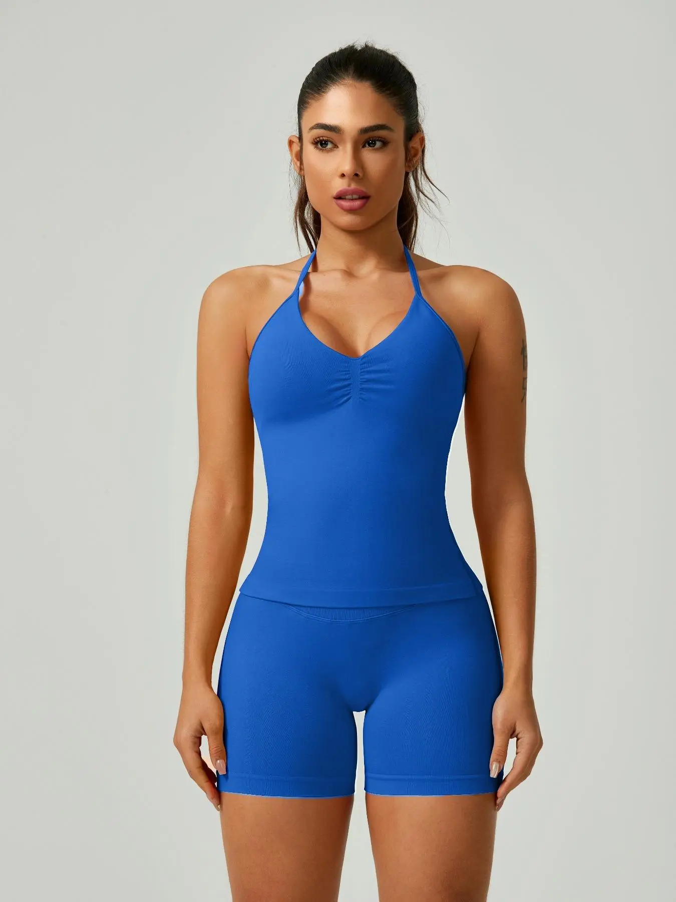 Women's Solid Ruched Design Backless Halter Top & High Waist Butt-lifting Shorts Tracksuit Set, Sporty Breathable Comfortable Two-piece Outfits for Yoga Gym Workout Running, Ladies Sportswear for Spring