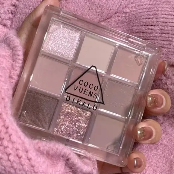 DIKALU COCO VENUS (DKL181) พาเลทอายแชโดว์ 9 สี โทนน้ำตาลนู้ด ชมพูนู้ด สวยละมุน เนื้อดินน้ำมัน เนื้อใยไหม แมท ประกายชิมเมอร์ เข้ากับทุกโทนสีผิว แต่งได้ทุกวัน ติดทน กันน้ำ