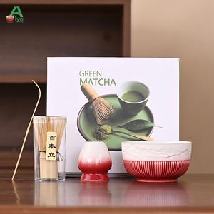ชุดชามมัทฉะพรีเมี่ยม 4 ชิ้น AiyoCha ทำจากวัสดุที่ดีชามมัทฉะเทแบบญี่ปุ่น พร้อมเครื่องตีมัทฉะไม้ไผ่แท้ ที่กรองผงมัทฉะ ชุดเครื่องตีมัทฉะ เซรามิก เครื่องตีมัทฉะมืออาชีพ ชามมัทฉะสีไล่ระดับหรูหรา matcha  set  kit