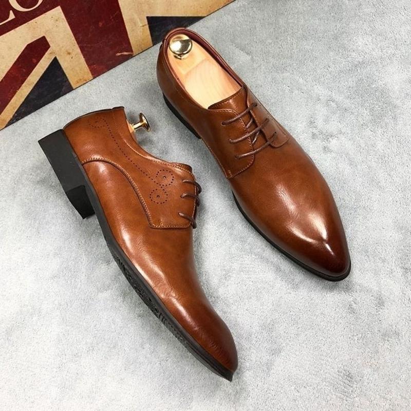 Giày Da Nam Phong Cách Hàn Quốc Mùa Hè Mũi Nhọn Bóng Loáng Phong Cách Anh Quốc Trẻ Trung Màu Nâu Phong Cách Châu Âu Tạo Kiểu Tóc Thích Hợp Cho Công Sở Và Đám Cưới Đế Tăng Chiều Cao