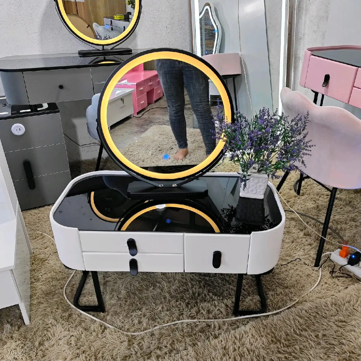 bàn trang điểm đèn led