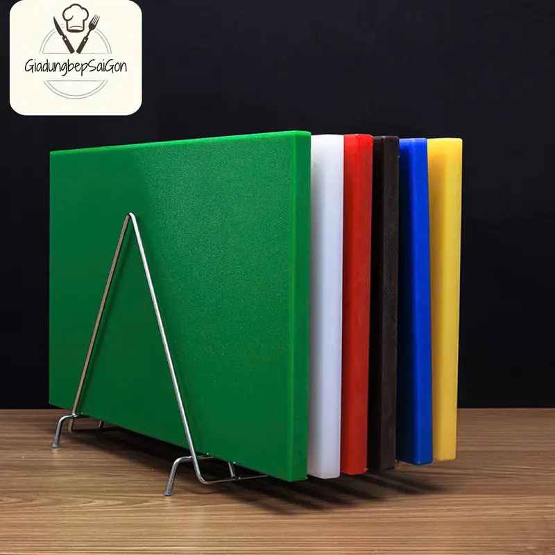 Thớt nhựa PE kháng khuẩn size 35x50cm dày 2cm chống trượt nhiều màu 0