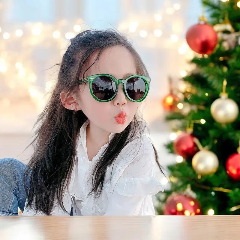 Kính Mắt Thời trang Che Nắng Chống Tia UV Cho Bé Trai, Bé Gái Độ Tuổi 3-13 Tuổi Gọng Vuông Nhựa Polyester 3