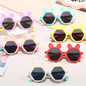 แว่นกันแดดแฟชั่นสไตล์คลาสสิกสำหรับเด็ก แว่นกันแดดหูกระต่าย ดีไซน์ไม่ซ้ำใคร ราคาถูก แว่นกันแดดกระต่ายน้อย