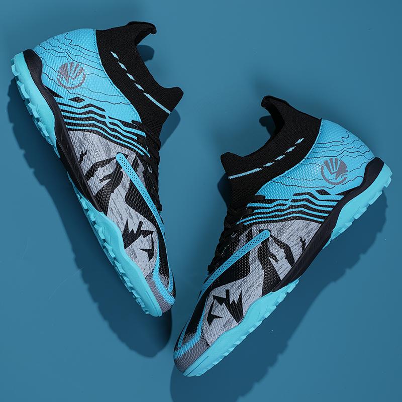 Product Introduction of （SIZE 32-45）Ready Stock Unisex Plus Size Football Shoes Outdoor Futsal Soccer Shoes Non-slip Training Shoes 22