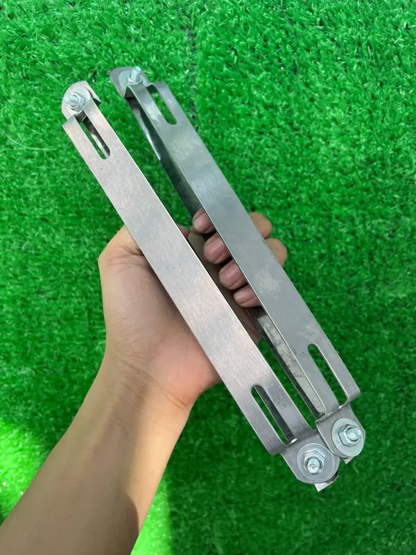 2 cái khung biển số inox cho xe ô tô dịch vụ, dành cho xe ô tô đăng kí dịch vụ (có bán lẻ) 2