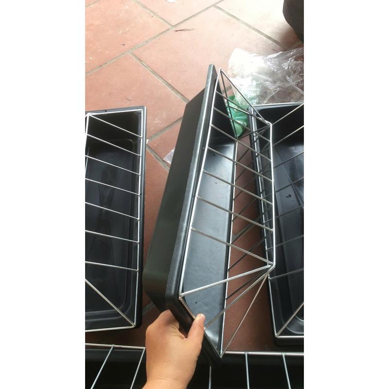 Product Introduction of Combo 3 Máng gà dài chống bới, máng ăn chống bới dài cho gà vịt khung thép mạ kẽm 2