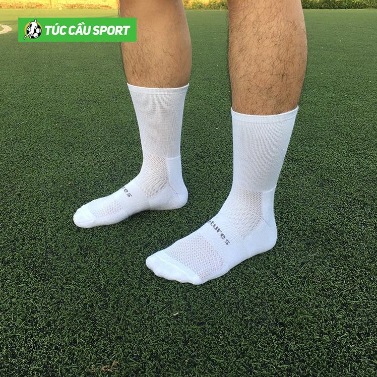 Tất đá bóng Feetures mà các siêu phủi hay dùng như Tuấn Anh Jr, Sáng Persie, Mạnh Tũn Sport