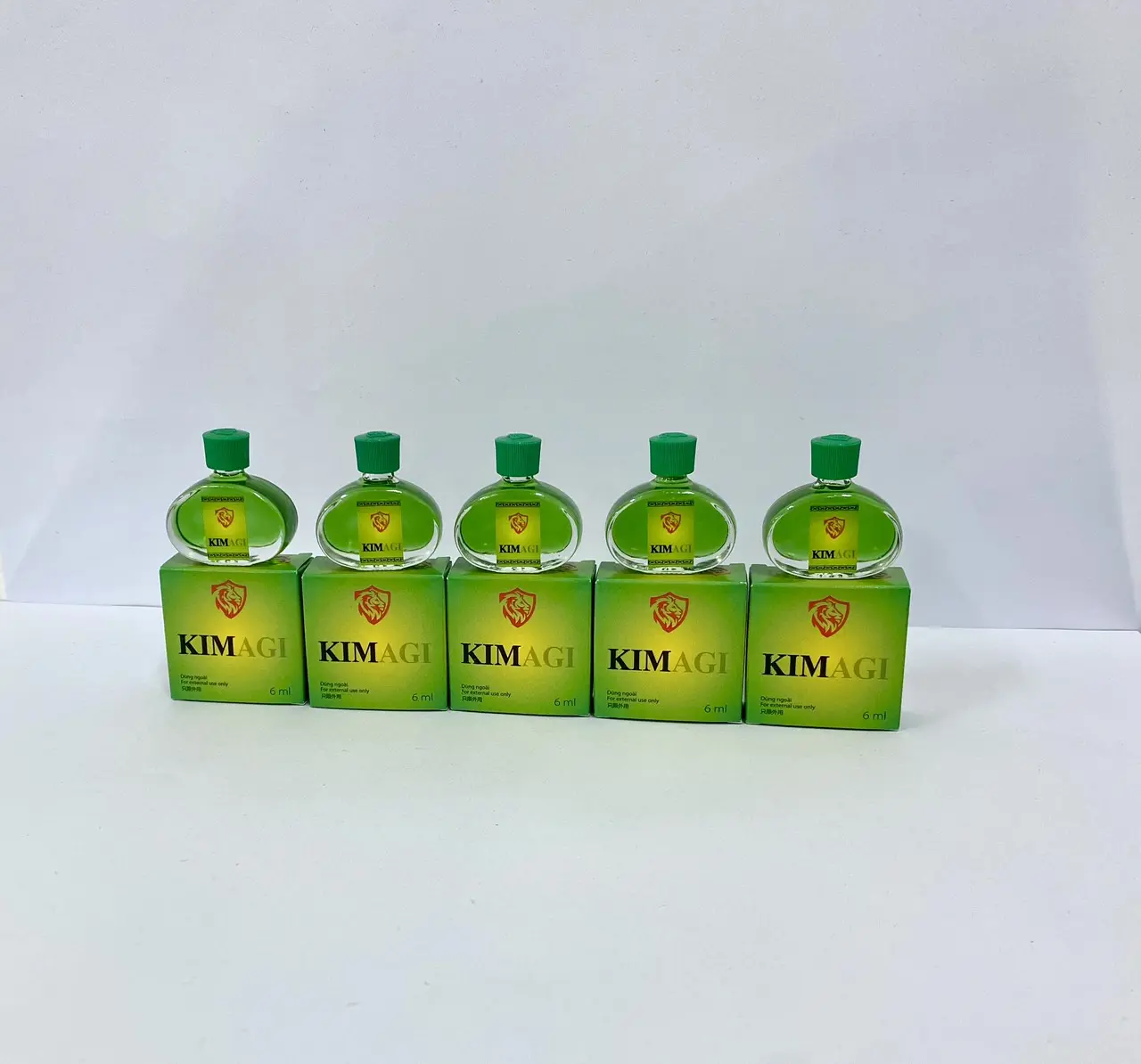 Combo 5 chai dầu Kimagi xanh 6ml chai hình tròn, mùi hương nguyên bản dầu kim con lạc đà xưa, hương thơm mát sản khoái, hỗ trợ tỉnh táo