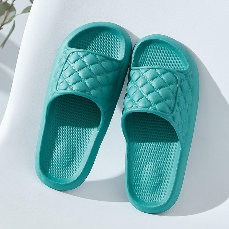 Product Introduction of Dép Đi Trong Phòng Tắm, Phong Cách Mới, Dành Cho Phụ Nữ Và Nam Giới, Thích Hợp Cho Mùa Hè, Tắm, Rò Rỉ, Không Trơn Trượt, Dép Lỗ Rỗng Sử Dụng Trong Nhà 19