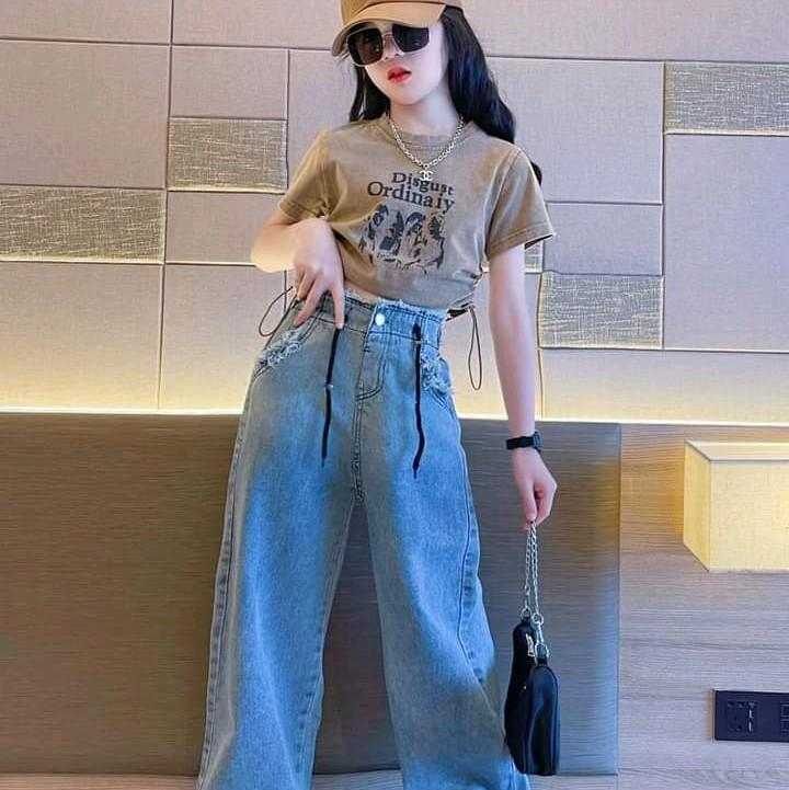 Quần jean tua rua ,áo cotton co giãn 0