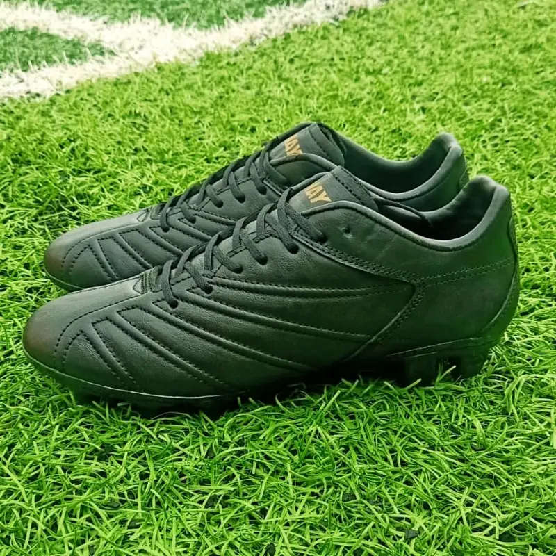 sepatu bola lentur original 100%bahan kulit Uniseks Boots 0