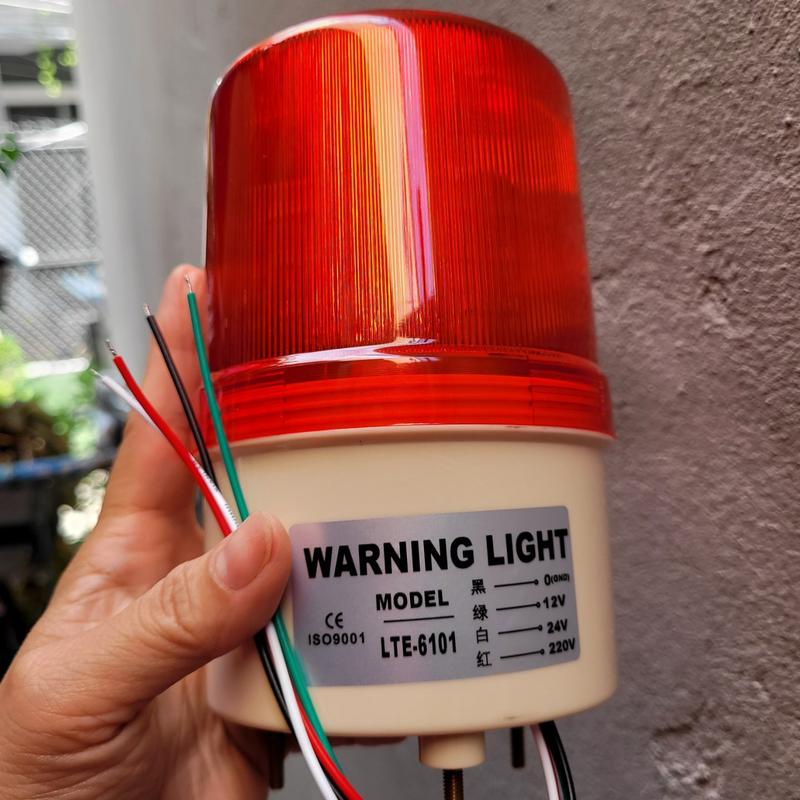 Đèn cảnh báo chớp LTE-6101J có còi bóng led 220v màu đỏ 0