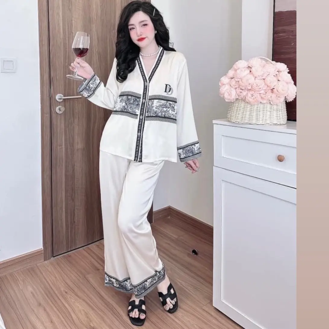 Đồ bộ mặc nhà (lụa latin) cổ v chữ D pijama nữ 2sz (40-80kg) Women Voi