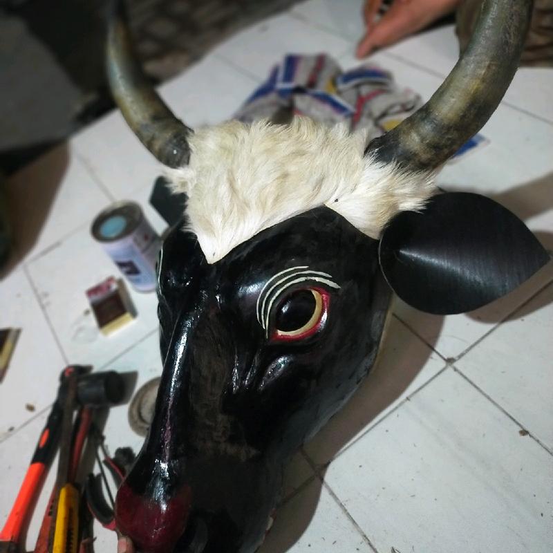 TOPENG BANTENGAN DEWASA 5