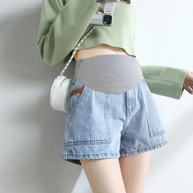 Quần đùi Jean bầu ống rộng mặc trẻ trung năng động cho mẹ bầu trong thai kỳ Váy Bầu Đầm Bầu