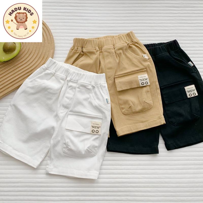  Quần kaki cho bé trai chiều dài qua gối quần ĐÙI bé trai bé gái chất KAKI mềm thêu chữ NEW cao cấp - HADU KIDS 11-27kg 