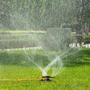 Sistema de Rociado Automático para Jardín, Boquilla Giratoria de 360° para Riego Uniforme de Céspedes y Jardines, Suministros de Riego y Agua para el Hogar y Jardín