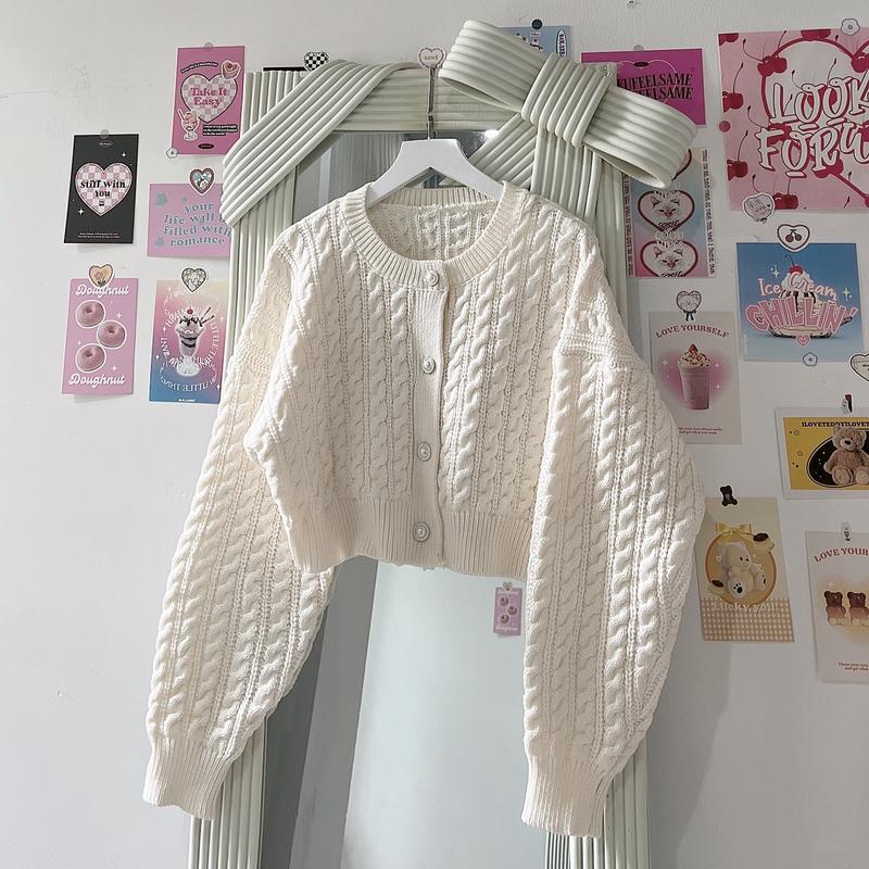 Áo cardigan croptop trắng xanh bơ trơn