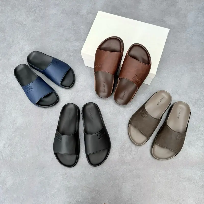 [ Dép CÔNG THÁI HỌC LUXURY khâu Miễn Phí , Dép da đúc - Dép nam siêu bền, đế đúc cao su bền bỉ - nhẹ và ôm chân Nam DéP Đế Bằng Shoes
