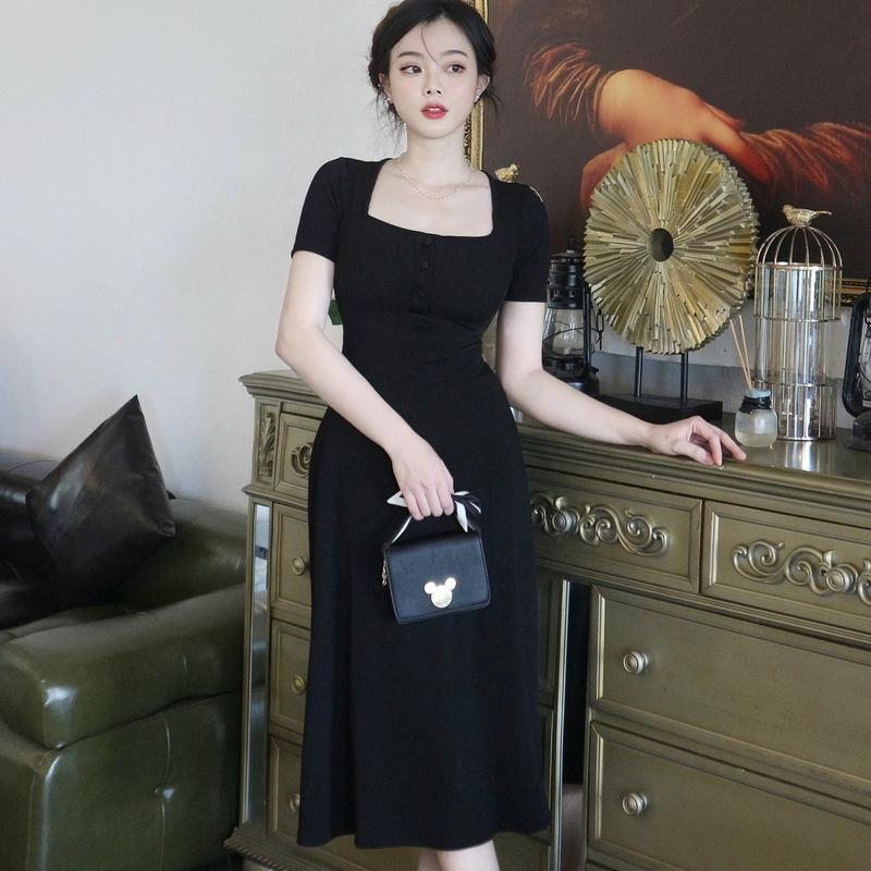 Đầm Cổ Vuông Nữ Có Nút Xoè Chữ A MS01 Chất Len Tăm Co Giãn Phù Hợp Đi Tiệc Đi Chơi