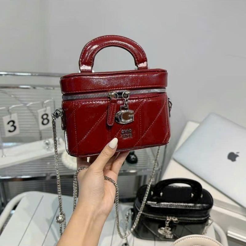  Túi cốp ngang chio kèm quả chuông sz 20cm kèm dây đeo siêu xinh DK999 - Bag Nữ màu đỏ 