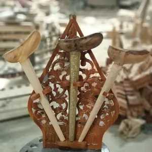 blawong rak keris gunungan kembangan isi 3 hrg 200rb sdh finishingan h