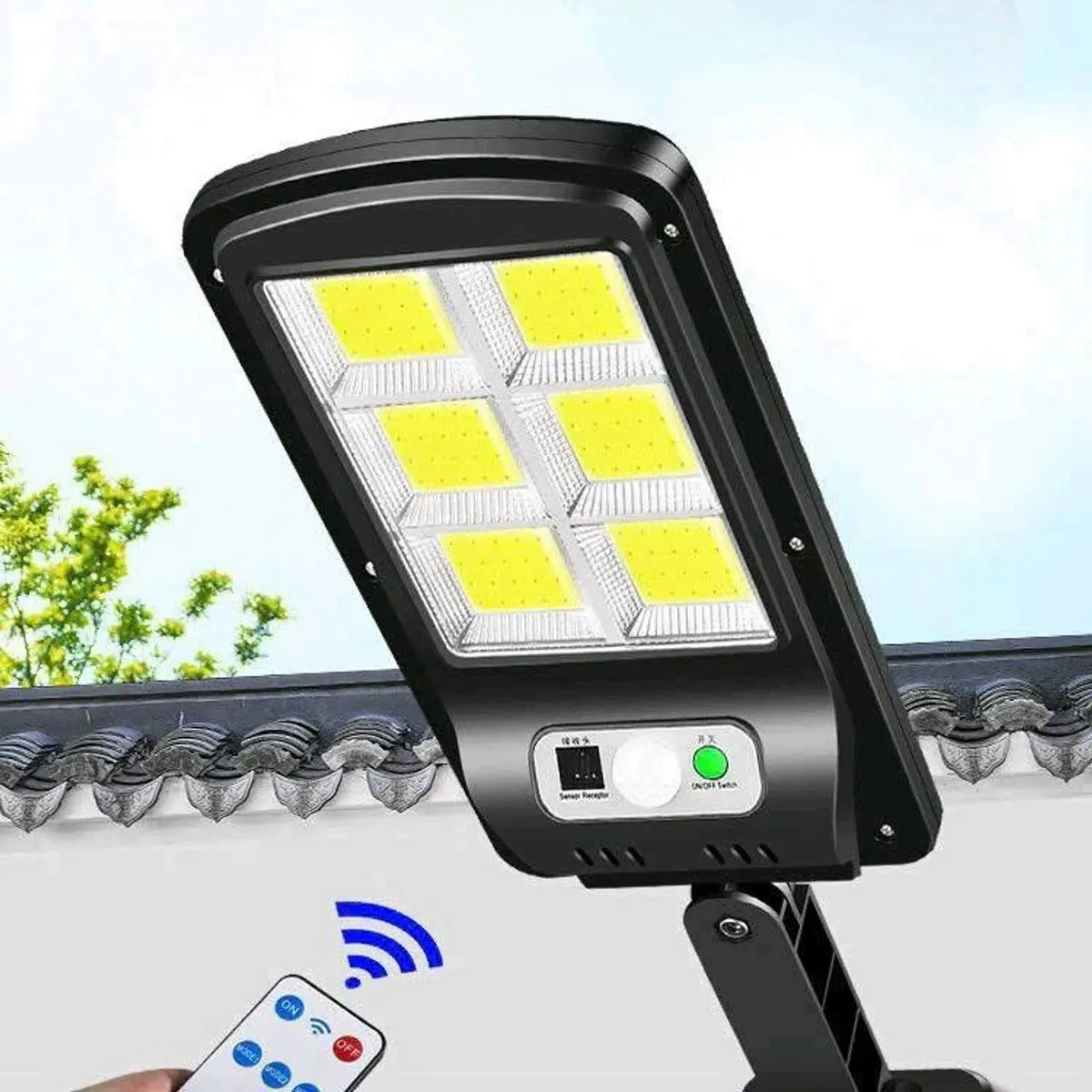 Đèn cột Chiếu Sáng Ngoài Trời Năng Lượng Mặt Trời giá tốt 150W đèn pin  đội đầu